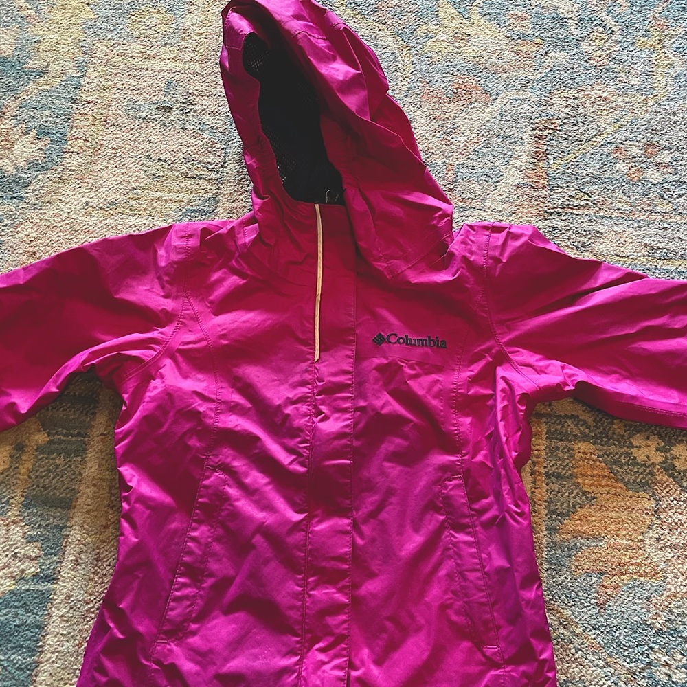 Columbia XS Fuchsia Girls Raincoat - VGUC